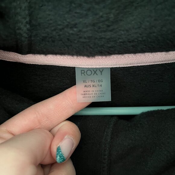 Roxy Women's Zip-up Fleece Hooded Jacket Size XL Black New without tags - Picture 3 of 4